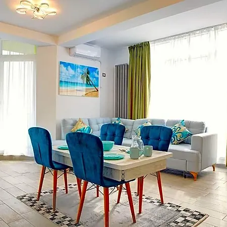 Ella Mamaia Hotel 3*