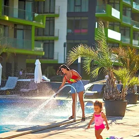 Hotel Ella Mamaia 3*