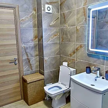 Ella Mamaia Hotel 3*